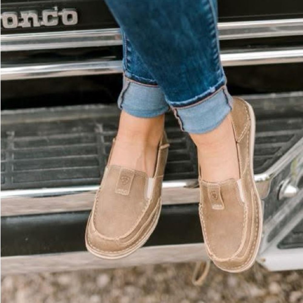 Ariat Cruisers